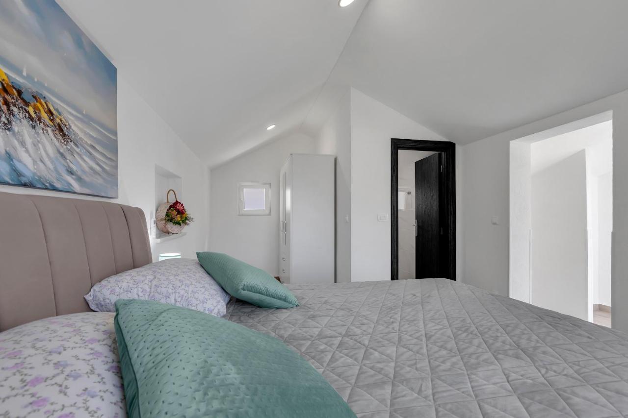 Kuca Za Odmor Lemon Tree Makarska Apartment Exterior photo